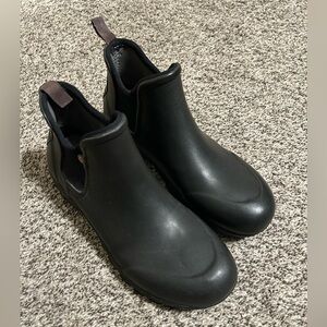 Bogs Rain or Snow Boots. Black. Women’s Size 9